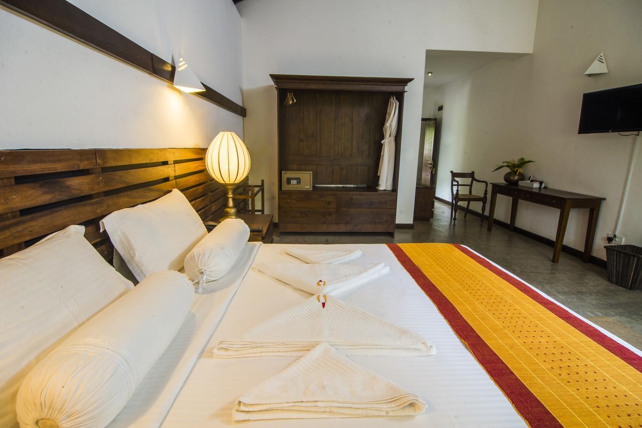 Roman Lake Ayurveda Boutique Resort - Level 1 Certified Ahungalla Εξωτερικό φωτογραφία